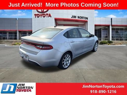 Used 2013 Dodge Dart SXT w/ Popular Equipment Group FWD image 3
