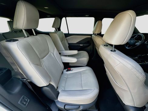 Used 2024 Lexus TX 350 FWD w/ Captains Chair Package image 27