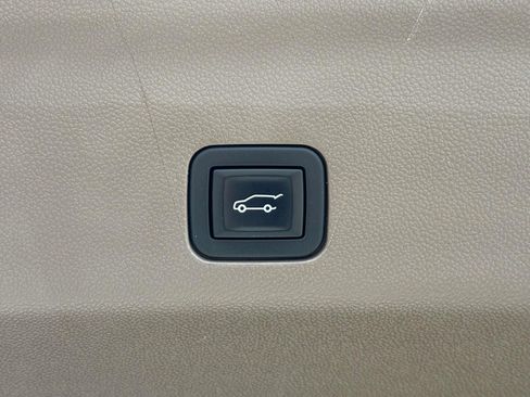 Certified 2023 GMC Yukon XL Denali AWD/4WD image 25