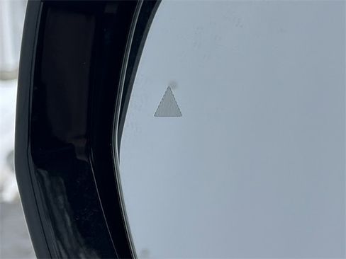 Used 2024 Jeep Grand Cherokee Altitude image 39