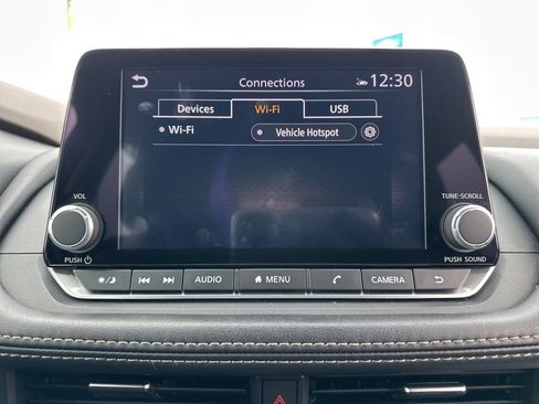 Used 2023 Nissan Rogue SV image 35