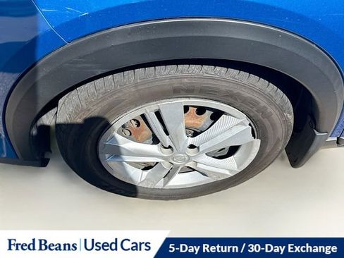 Used 2022 Nissan Kicks S w/ Interior Electronics Package FWD image 18