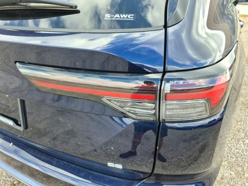 New 2026 Mitsubishi Outlander SE AWD/4WD image 11