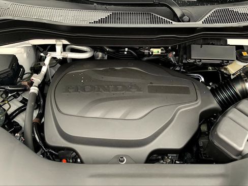 New 2025 Honda Ridgeline RTL image 15