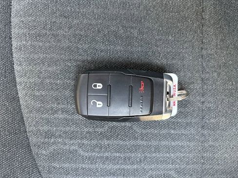 Used 2024 RAM 3500 Tradesman w/ Chrome Appearance Group image 33