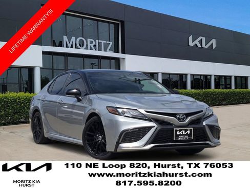 Used 2023 Toyota Camry XSE FWD image 1
