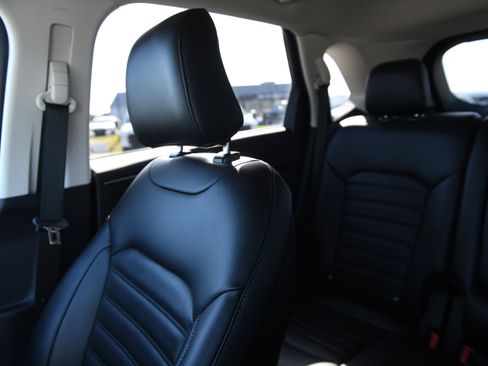 Used 2023 Ford Edge SEL AWD/4WD image 23