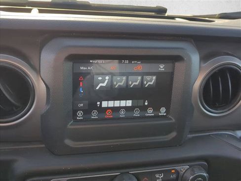 Used 2023 Jeep Wrangler Sport AWD/4WD image 17