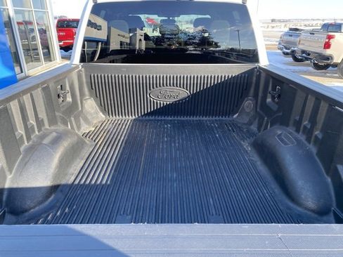 Used 2022 Ford F250 XLT w/ XLT Premium Package image 5