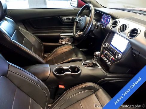 Used 2022 Ford Mustang GT Premium w/ Equipment Group 401A RWD image 21