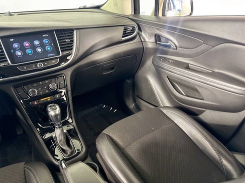 Used 2018 Buick Encore Preferred image 24