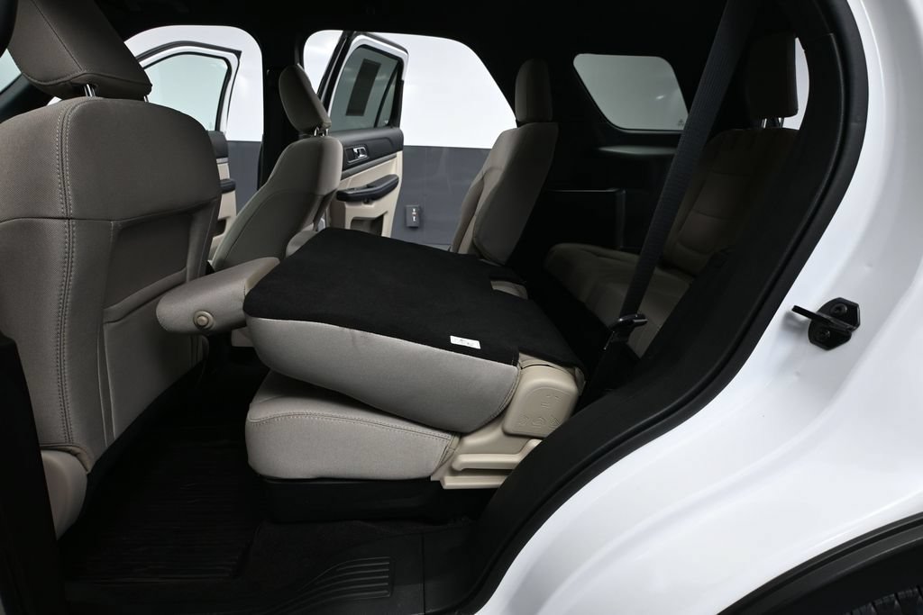 Used 2019 Ford Explorer XLT AWD/4WD image 30