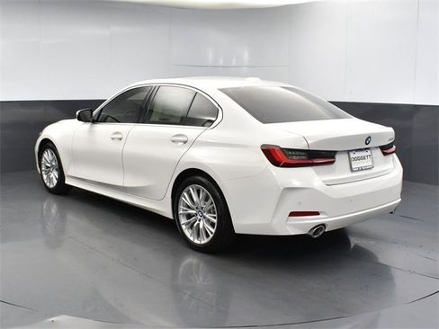 New 2024 BMW 330i Sedan w/ Convenience Package image 8