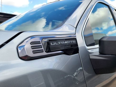 New 2026 GMC Sierra 3500 Denali Ultimate AWD/4WD image 10