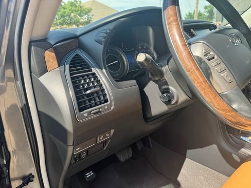 Used 2017 INFINITI QX80 Signature Edition RWD image 20