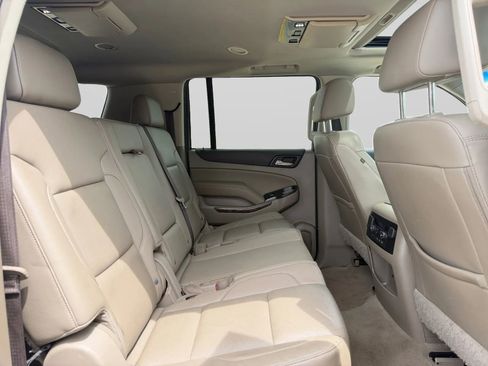 Used 2019 GMC Yukon XL SLT w/ Open Road Package RWD image 33