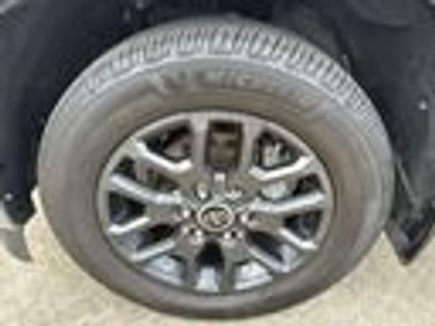 Used 2023 Toyota Sequoia Platinum AWD/4WD image 9