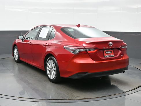 Used 2023 Toyota Camry LE FWD image 4