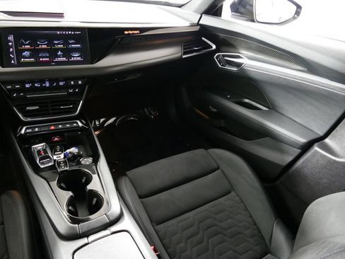 Used 2022 Audi e-tron GT Prestige w/ Prestige Package AWD/4WD image 25