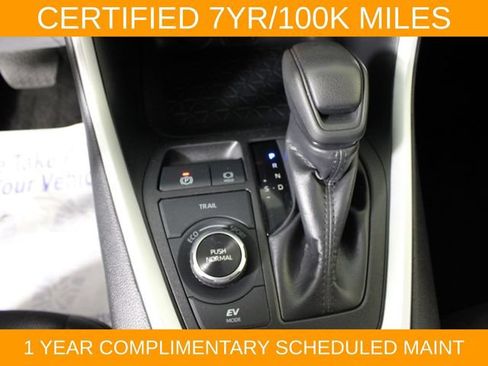 Used 2025 Toyota RAV4 XLE AWD/4WD image 26