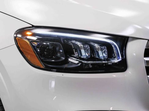 New 2026 Mercedes-Benz GLS 580 4MATIC image 15