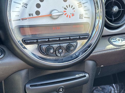 Used 2013 MINI Cooper Convertible image 13
