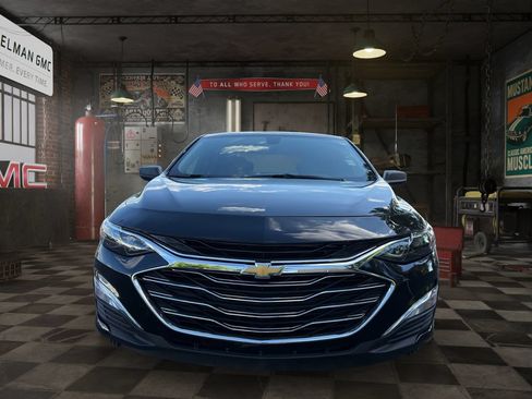 Certified 2020 Chevrolet Malibu LS FWD image 2