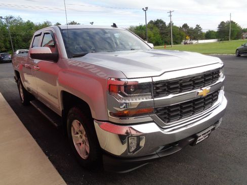 Used 2016 Chevrolet Silverado 1500 LT w/ All Star Edition AWD/4WD image 4