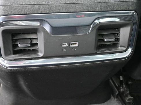 Used 2022 Chevrolet Silverado 1500 LTZ image 27