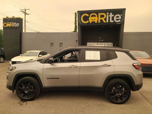 Used 2022 Jeep Compass Latitude w/ Convenience Group AWD/4WD image 11