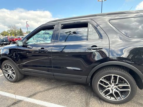 Used 2019 Ford Explorer Sport AWD/4WD image 10