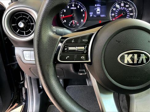 Used 2021 Kia Forte LXS FWD image 10