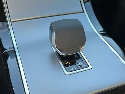 Certified 2025 Land Rover Range Rover Velar S image 17