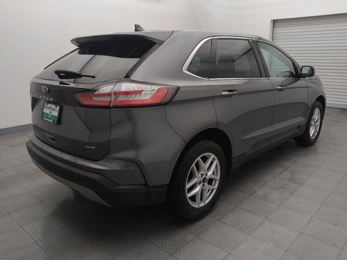 Used 2023 Ford Edge SEL image 9