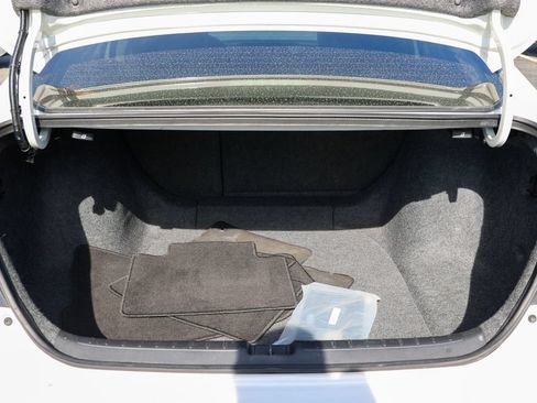 Used 2019 Honda Accord Touring image 36