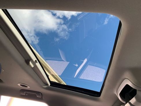 Used 2021 GMC Acadia AT4 w/ GMC Pro Grade Package image 20