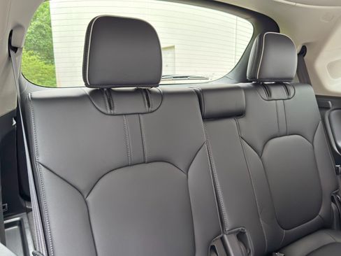 Used 2023 Honda Pilot Elite image 43