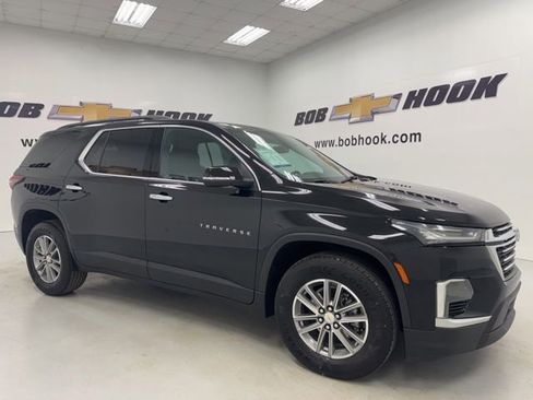 Used 2023 Chevrolet Traverse LT FWD image 5