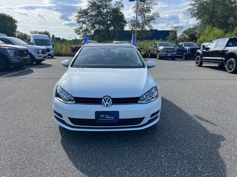 Used 2017 Volkswagen Golf Wolfsburg Edition FWD image 2