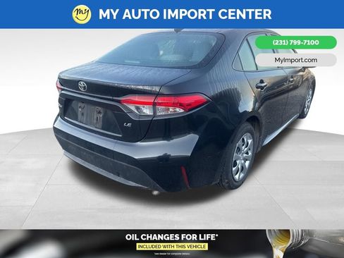 Used 2020 Toyota Corolla LE FWD image 5