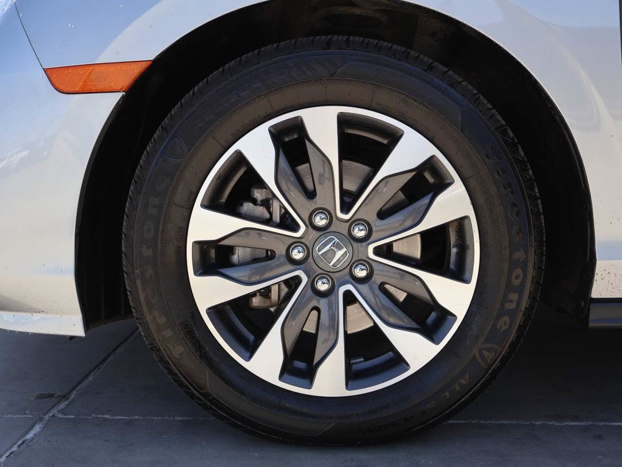 Used 2024 Honda Odyssey EX-L image 6
