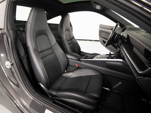 Certified 2022 Porsche 911 Carrera 4S image 36