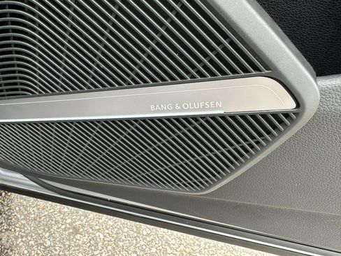 Used 2022 Audi SQ5 Premium Plus AWD/4WD image 32