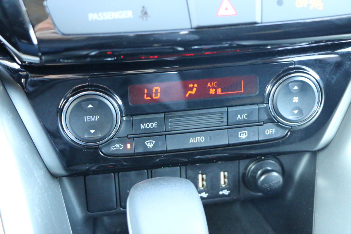 Used 2024 Mitsubishi Eclipse Cross LE AWD/4WD image 21