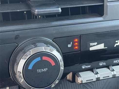 Certified 2025 Toyota Tacoma SR5 image 20