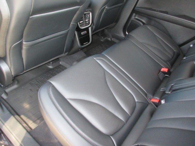 Used 2023 Lincoln Nautilus Reserve w/ Monochromatic Package AWD/4WD image 16