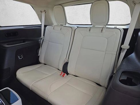 Used 2020 Lincoln Aviator Black Label Grand Touring w/ Class IV Trailer Tow Package image 19