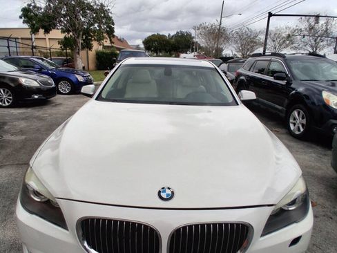 Used 2012 BMW 740i RWD image 3