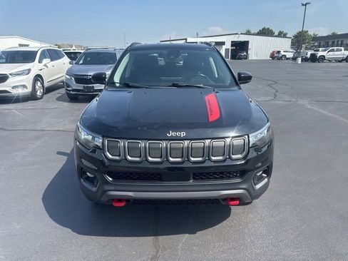 Used 2022 Jeep Compass Trailhawk w/ Trailhawk Convenience Group image 9
