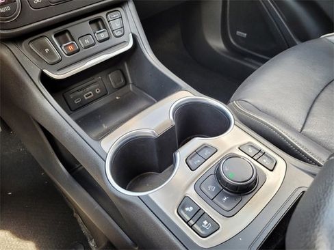 Used 2020 GMC Terrain Denali w/ Denali Premium Package image 32